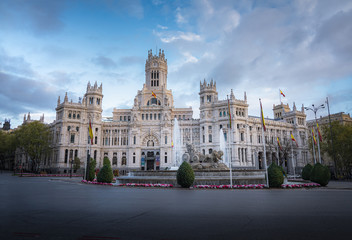 Fototapeta na wymiar Cibeles Fountain and Palace - Madrid, Spain