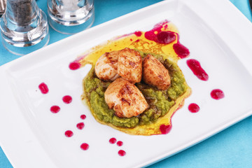  Mediterranean Chicken, on a pillow of pea puree with cranberry sauce