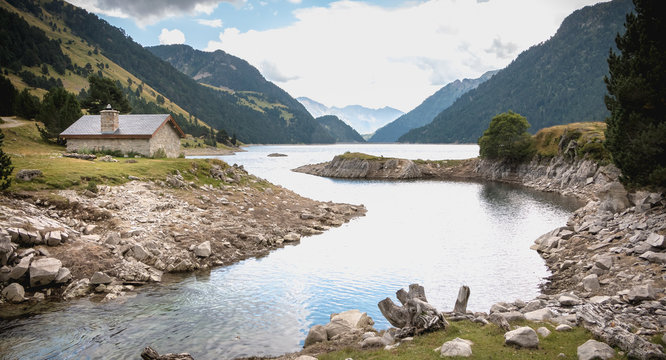  lake of Oule in valley of Aure in Haute-Bigorre in the department of Hautes-Pyr&eacute;n&eacute;es in France