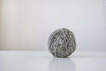 Tangle gray fleece yarn, natural, prickly, sheep