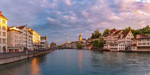 Fototapeta na wymiar Zurich, the largest city in Switzerland
