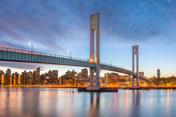Wards Island Bridge, New York City - obrazy, fototapety, plakaty