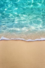 Fototapeten Soft blue ocean wave or clear sea on clean sandy beach summer concept © OHishi_Foto