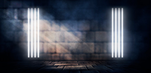 Obraz premium Background of an empty dark-black room. Empty brick walls, lights, smoke, glow, rays