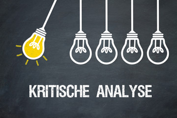 Fototapeta premium Kritische Analyse 
