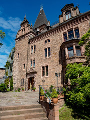 Fototapeta na wymiar Fasade and entrance to medieval castle Burg Rodeck