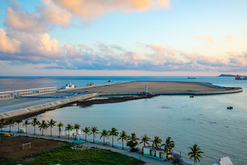 Obraz premium New Artificial Archipelago next to The Phoenix Island located in the Southeast Part of Sanya Bay, Hainan, China