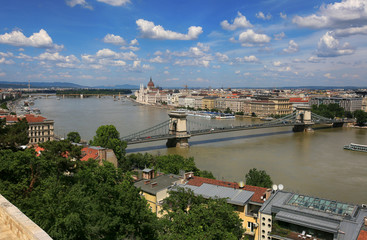 Naklejka premium Beautiful view of the city of Budapest in Hungary on a sunny summer day