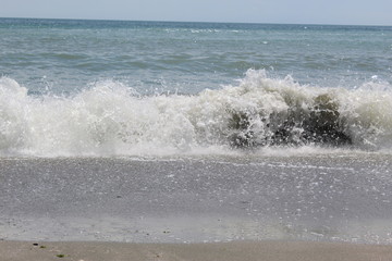 waves crashing on the beach