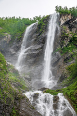Obraz premium Views of the green mountains with the highest waterfall