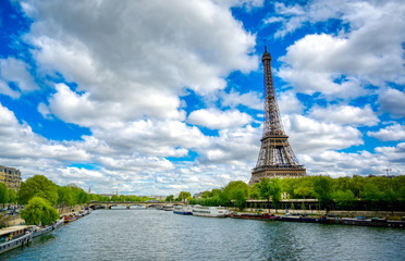 Naklejka na ściany i meble The Eiffel Tower across the River Seine in Paris, France.