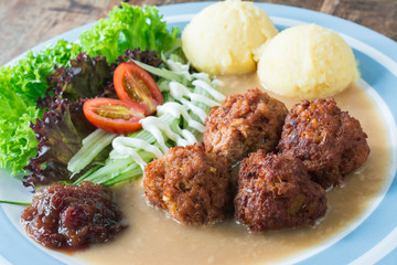 albóndigas