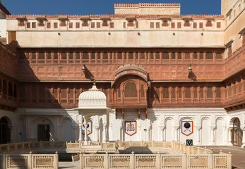 Idia, Jaipur, castles