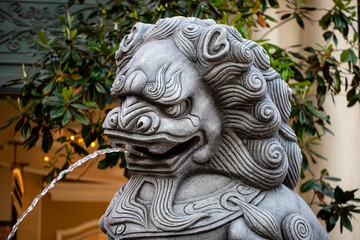 Fototapeta na wymiar chinese lion statue