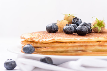 Pancakes with blueberry and raspberry