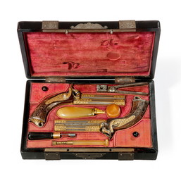 pair percussion pistols in there case