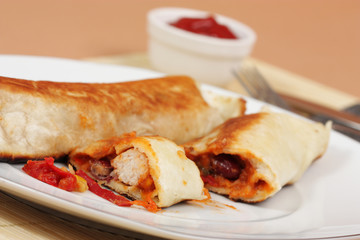 Tortilla with chicken and peppers