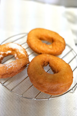 お家で手作りドーナッツ