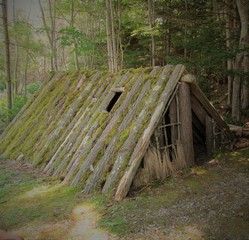Loyalist House