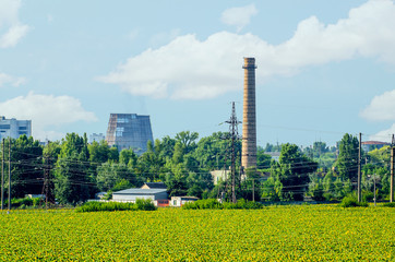Obraz premium Thermal power plant with chimneys, industrial landscape