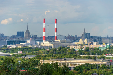 Fototapeta na wymiar Panorama of Moscow on a sunny day. View from Sparrow Hills