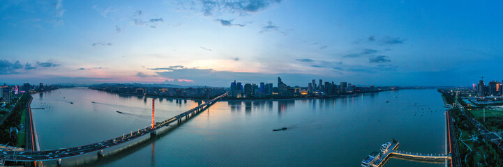 Obraz premium panoramic city skyline in hangzhou china
