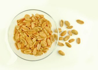roasted peanut on glass bowl