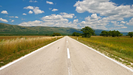 road in Bosnie herzegovine - road to sarajevo