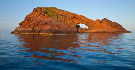 Islote La Foradada, Reserva Natural Islas Columbretes, Mar Mediterráneo, Castellón, Comunidad...