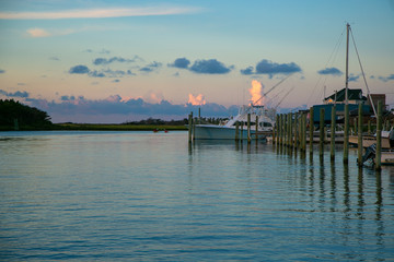 Fototapeta na wymiar boat harbor at sunset