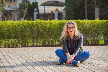  Nice European or American plump girl at park, concept of modern women lifestyle, walk in autumn...