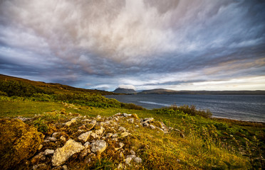 Fototapeta na wymiar Beautiful scenic landscape of Scotland nature with beautiful evening cloudy sky.