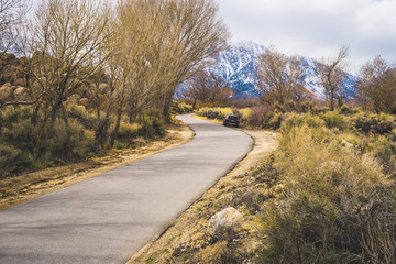 Fototapeta premium View of a car in Alabama Hills, California, USA