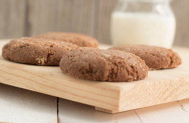 Galleta de polorón con leche