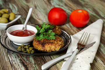 Cutlets with rice and minced meat