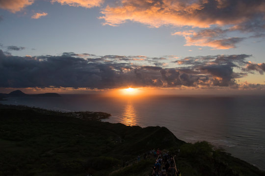 251 Best Diamond Head Hawaii Night Images Stock Photos Vectors Adobe Stock