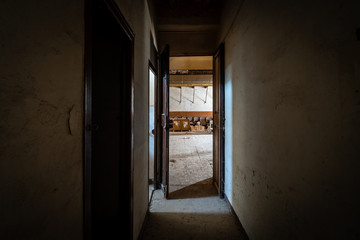 Fototapeta na wymiar abandoned corridor