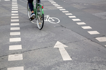 Obraz premium Bike Lane Symbol on Street; Frankfurt