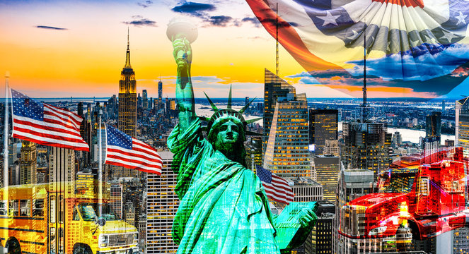 Night view of Manhattan from the skyscraper's observation deck. New York.