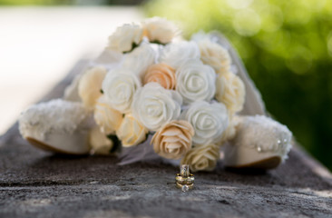 Bridal flower and rings