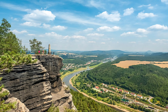 Blick vom Lilienstein Richtung Osten nach Bad Schandau