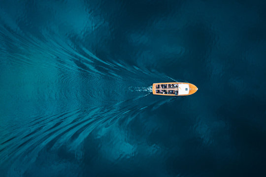 Overhead view of boat on Eibsee Lake