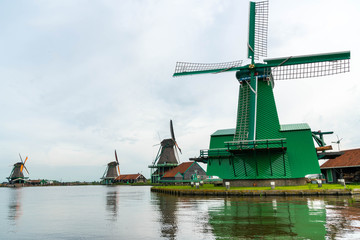 Fototapeta na wymiar Windmills in the Netherlands