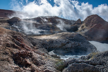 salar de uyuni in potosi to geysers sol de mariana in bolivia