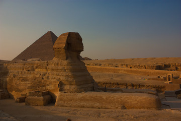 Image of the great pyramids of Giza, in Egypt.