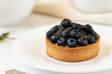 Delicious tart with fresh blueberries