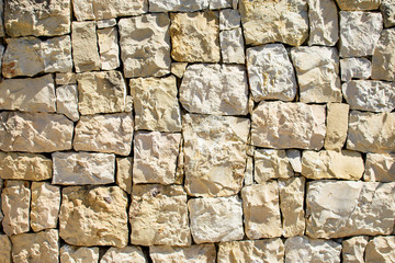 Wall of large stones.