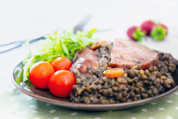 Green lentils with smoked pork sausage smoked choice, carrots and onions
