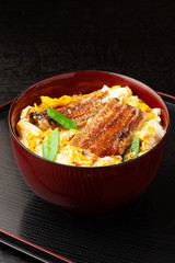 ウナ玉丼