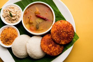 Podi idli is a quick and easy snack made with leftover idly. served with sambar and coconut...